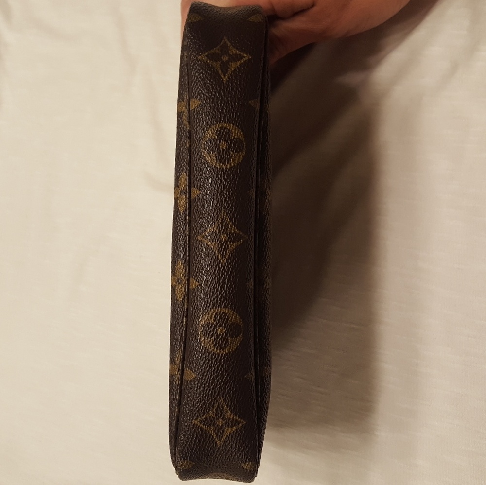 sold# Authentic Louis Vuitton - Picture 3 of 7